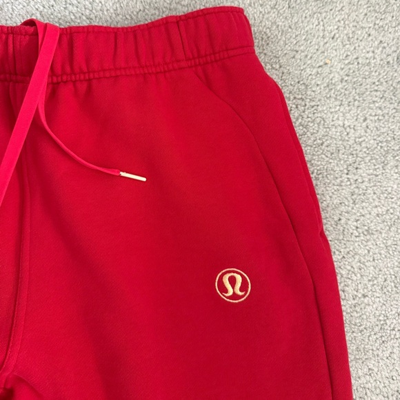 Lululemon Lunar New Year Scuba Mid-Rise Oversized Jogger size L dark red - Picture 6 of 7